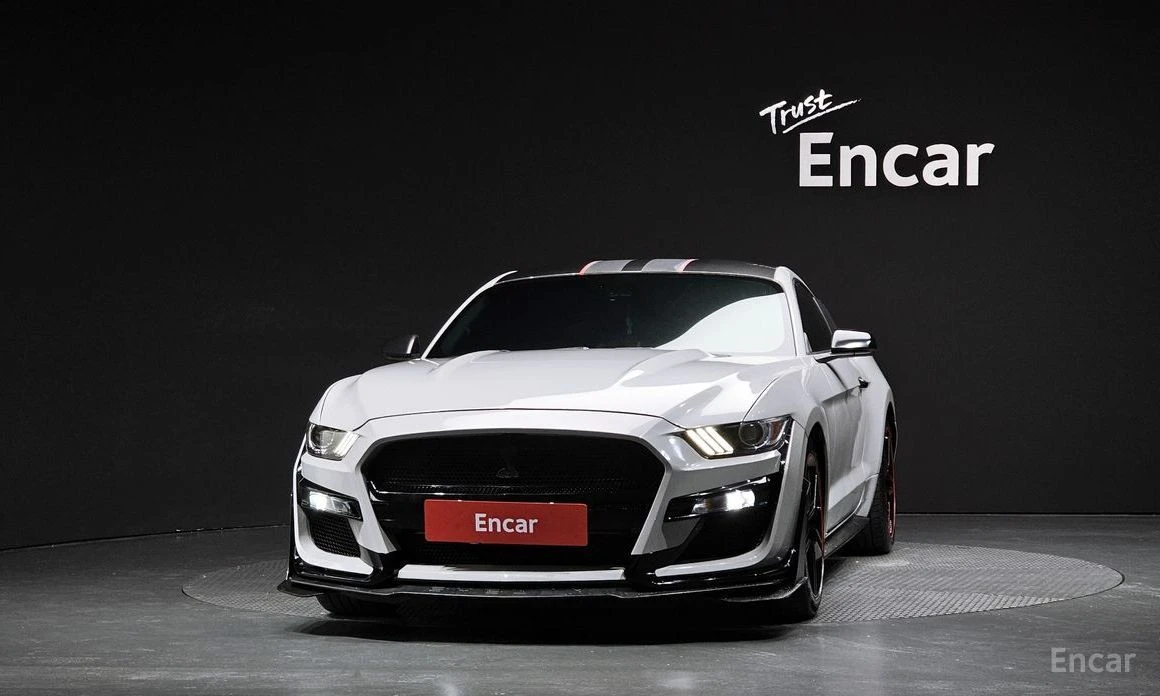 Ford Mustang, снимка 3 - Автомобили и джипове - 55830424