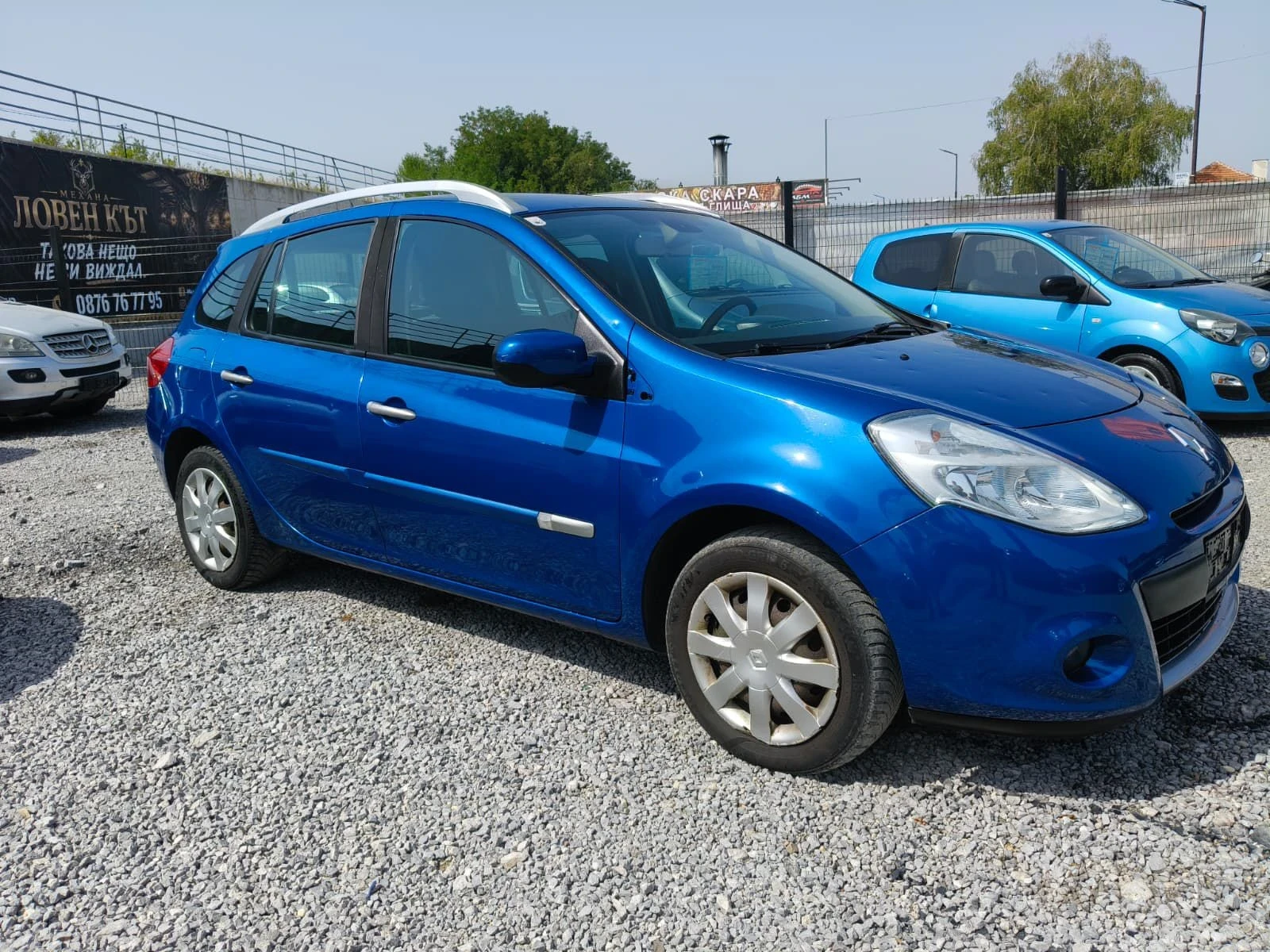Renault Clio 1.2i, снимка 2 - Автомобили и джипове - 55868693
