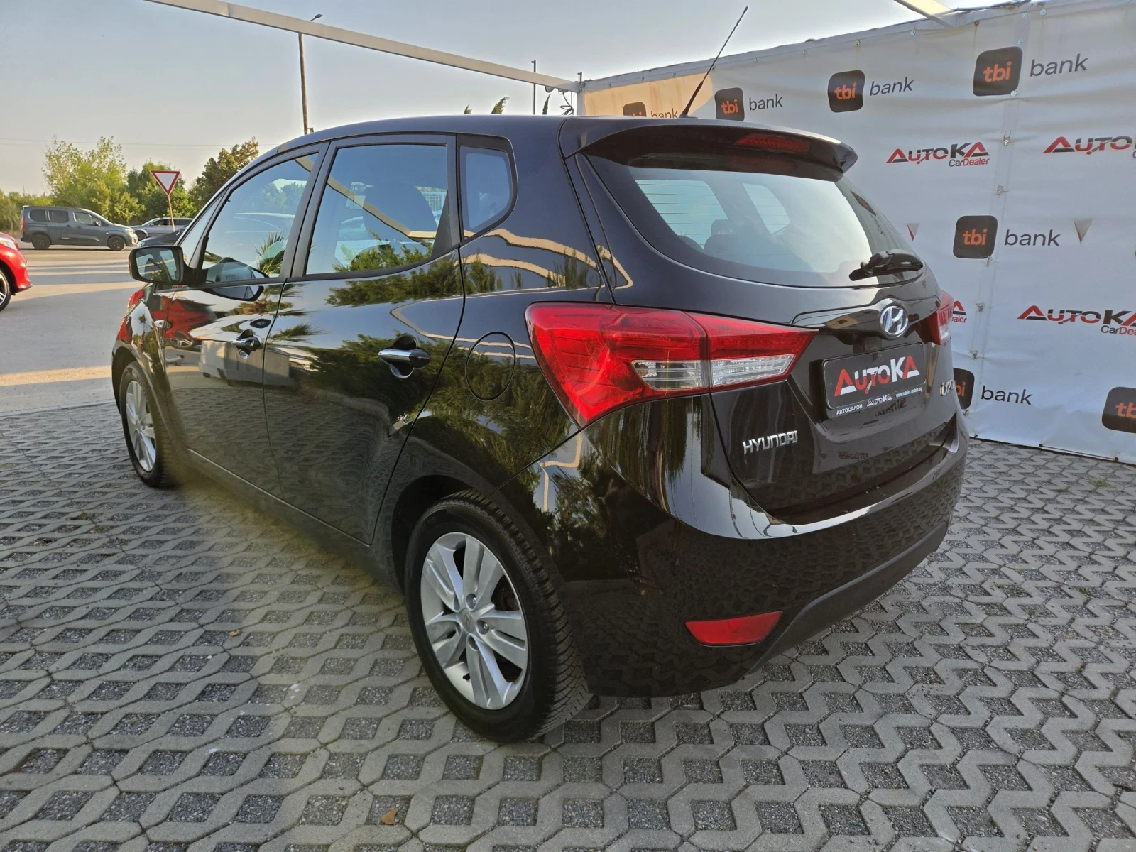 Hyundai Ix20 1.4i-90кс= ГАЗ= ПАРКТРОНИК= EURO 5A, снимка 5 - Автомобили и джипове - 55954897