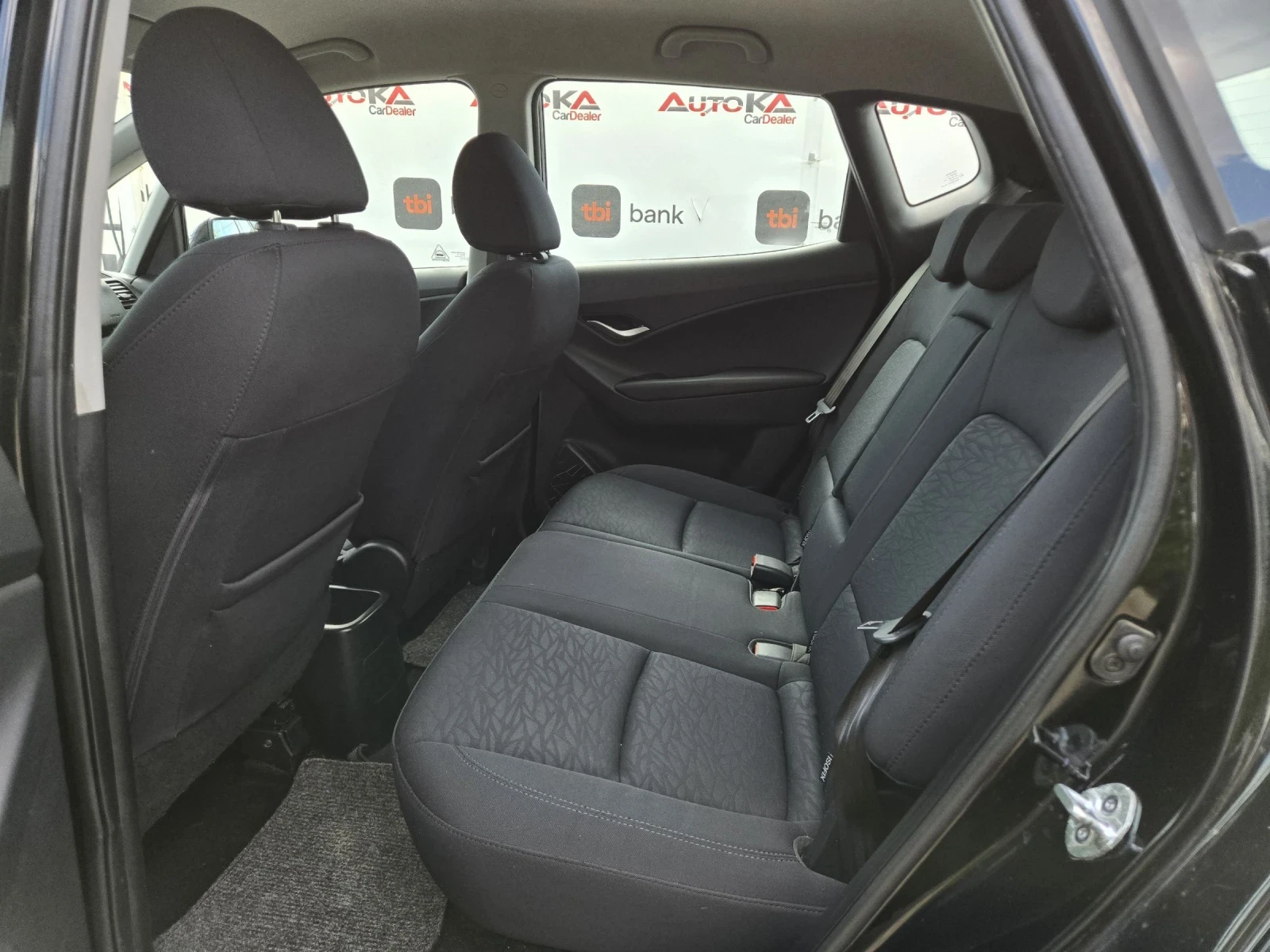 Hyundai Ix20 1.4i-90кс= ГАЗ= ПАРКТРОНИК= EURO 5A, снимка 9 - Автомобили и джипове - 55954897