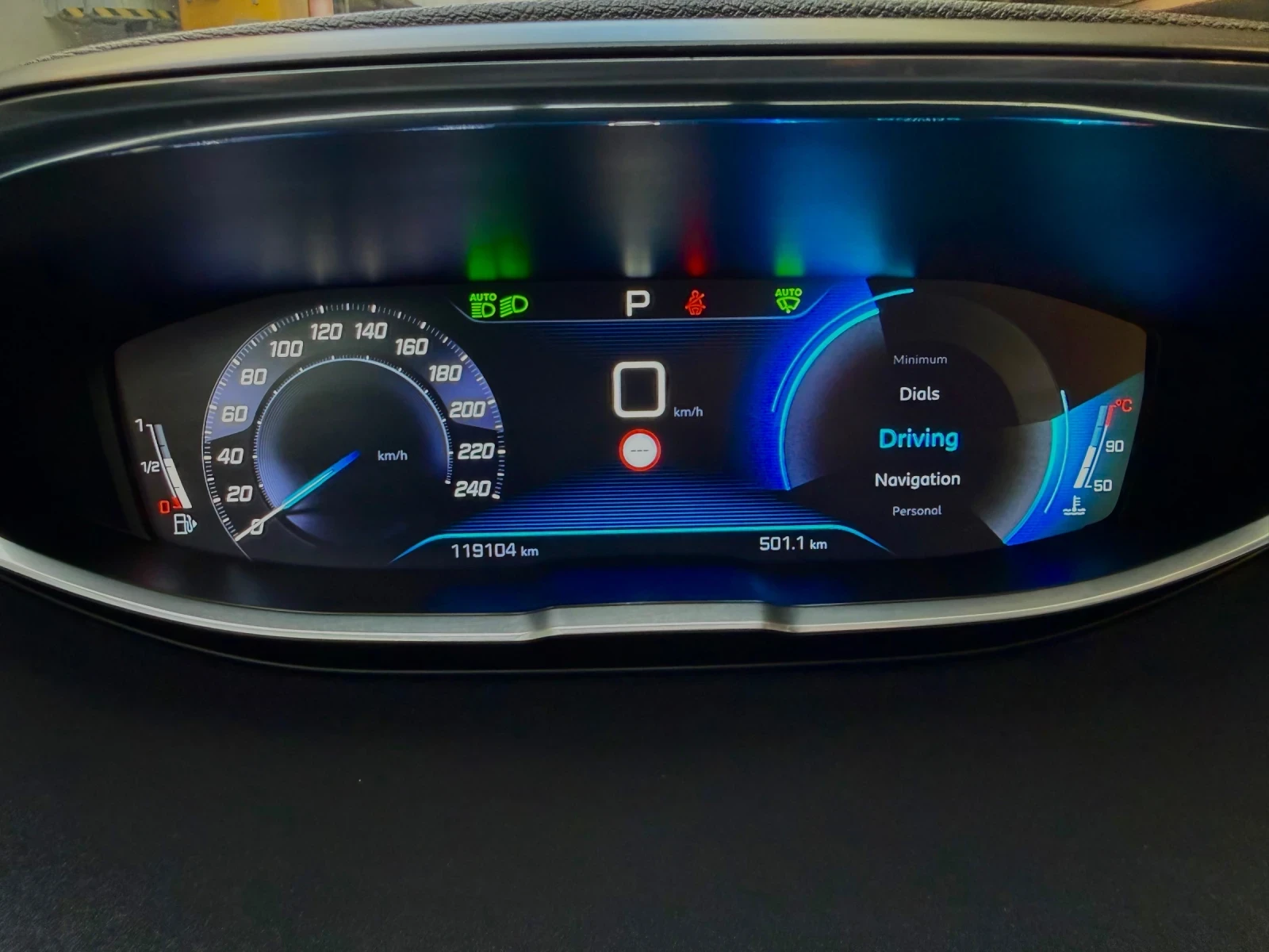 Peugeot 3008 GT 2.0 HDI, снимка 13 - Автомобили и джипове - 56070459