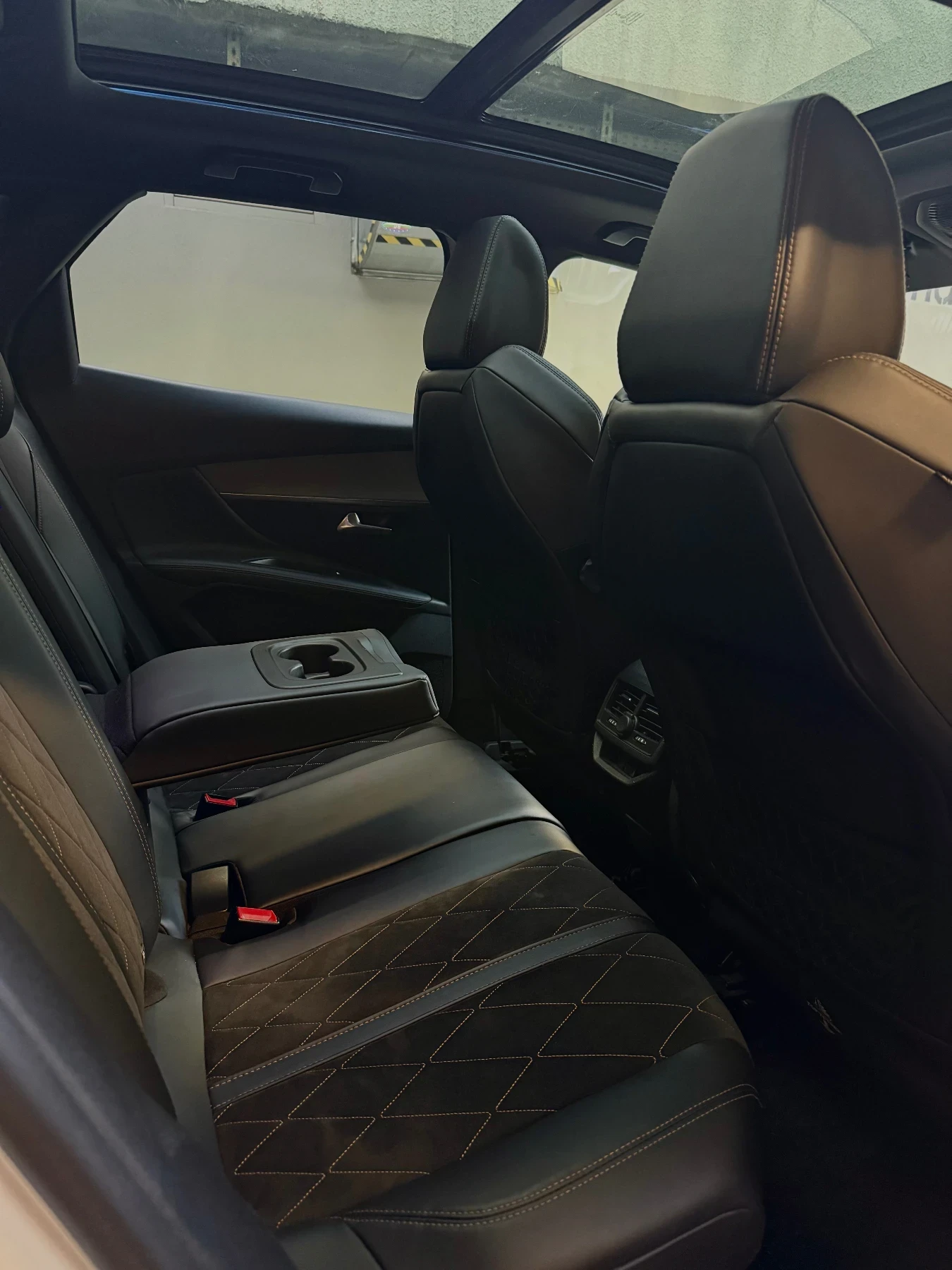 Peugeot 3008 GT 2.0 HDI, снимка 14 - Автомобили и джипове - 56070459