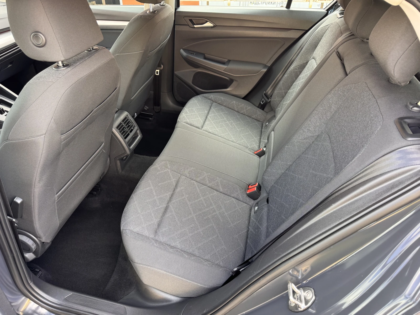 VW Golf Life/1.5e-TSI/150k.c./7AT/Гаранция, снимка 10 - Автомобили и джипове - 56199156