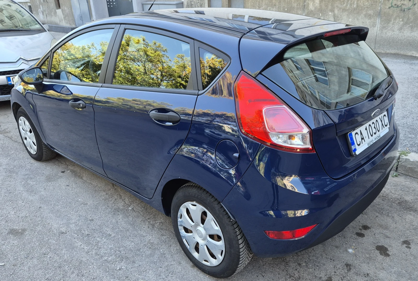 Ford Fiesta, снимка 5 - Автомобили и джипове - 56374683