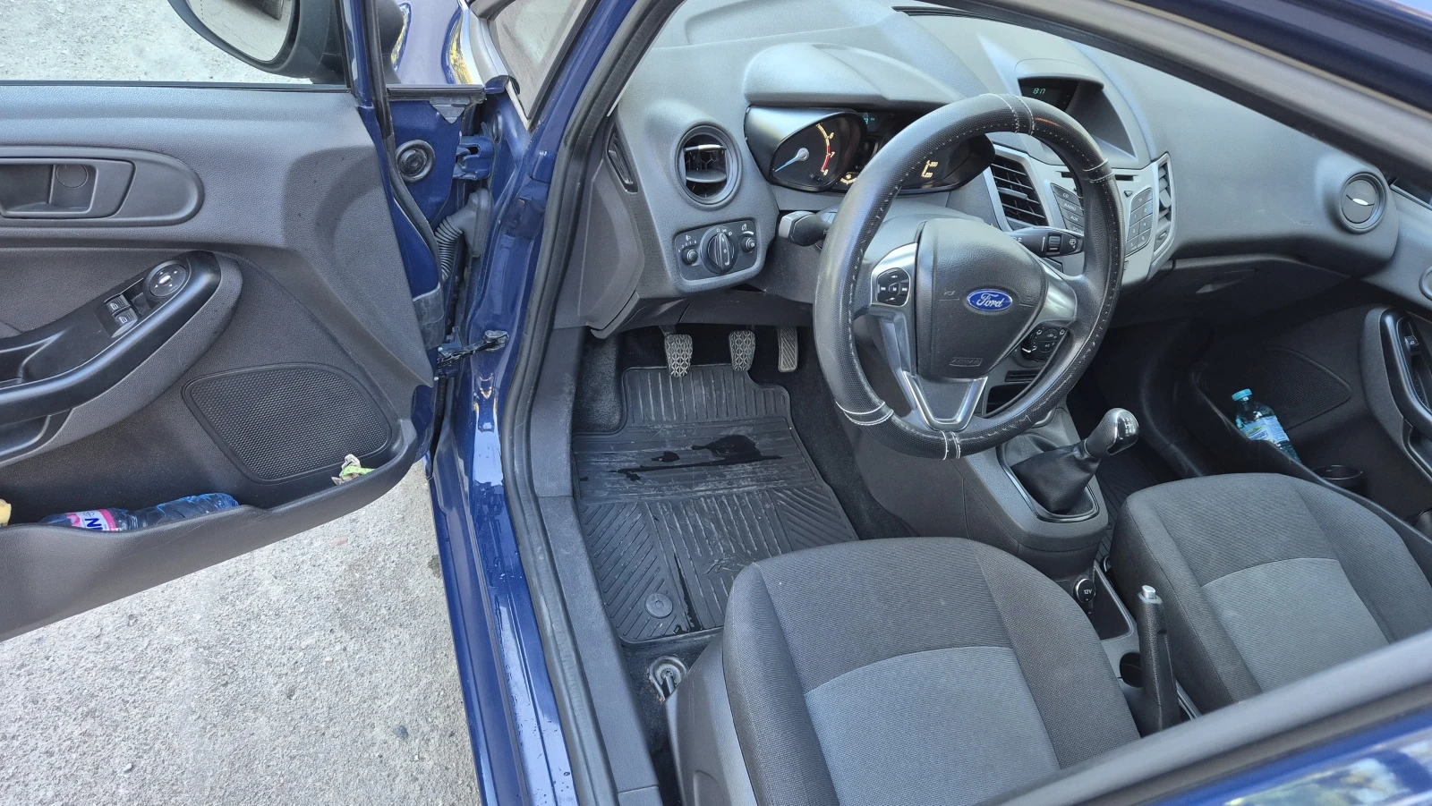 Ford Fiesta, снимка 13 - Автомобили и джипове - 56374683