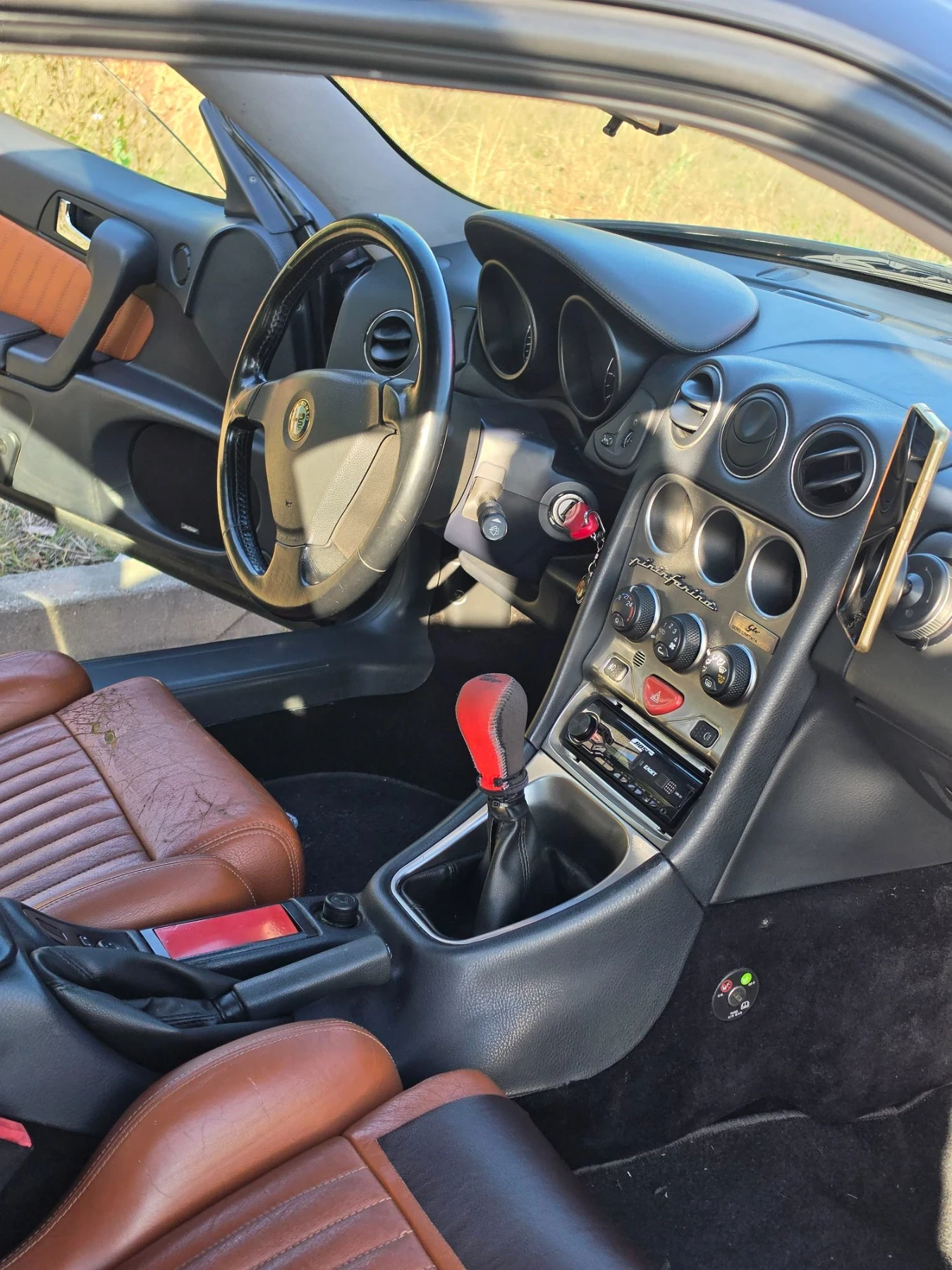 Alfa Romeo Gtv, снимка 17 - Автомобили и джипове - 56425130