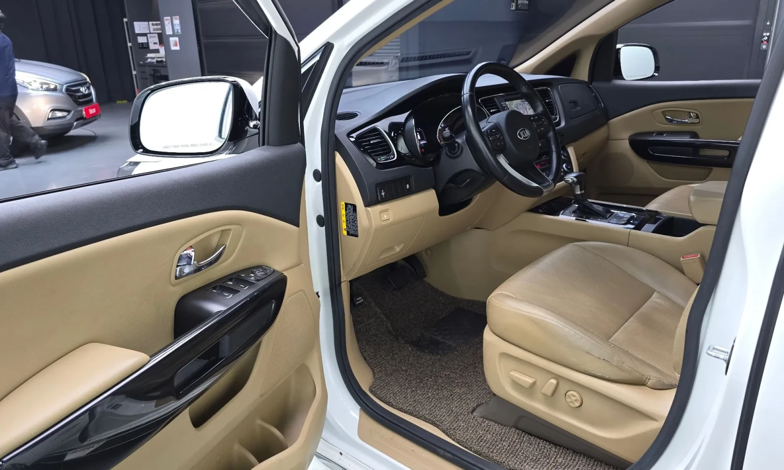 Kia Carnival | Mobile.bg � ����������� 13