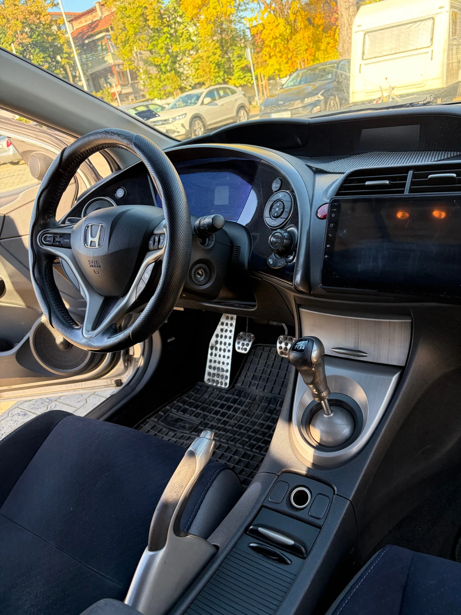 Honda Civic 2.2 i-CTDI, снимка 11 - Автомобили и джипове - 56644641