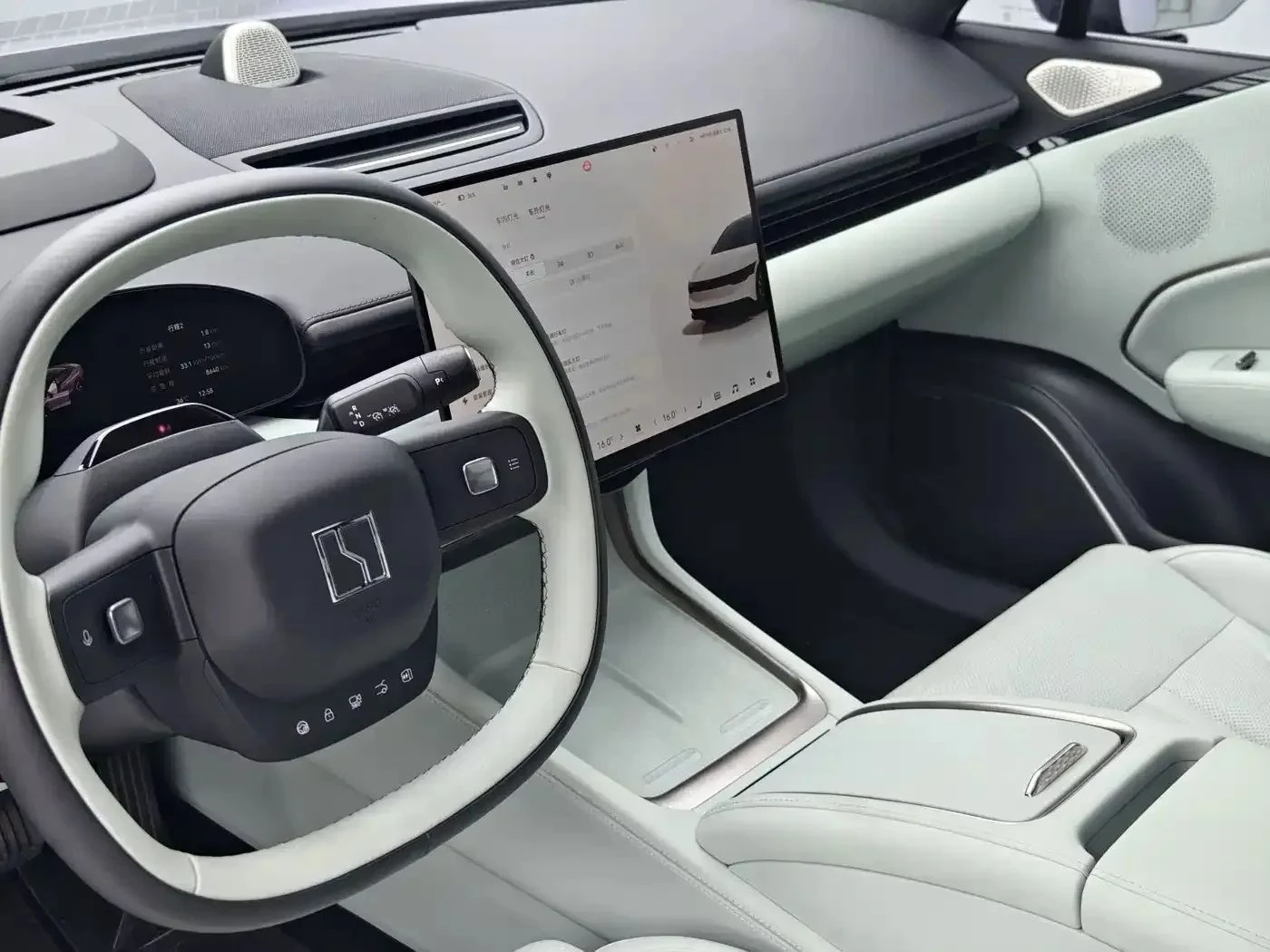 Zeekr 7 GT, снимка 8 - Автомобили и джипове - 56688745