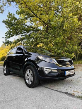 Kia Sportage  1.6 Камера Кожа Навигация Парктроник Теглич!, снимка 2