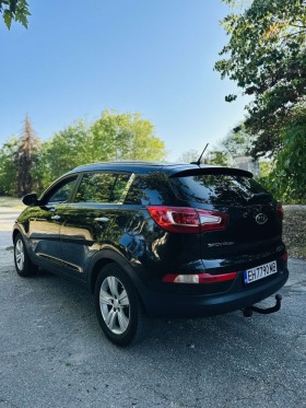 Kia Sportage  1.6 Камера Кожа Навигация Парктроник Теглич!, снимка 4