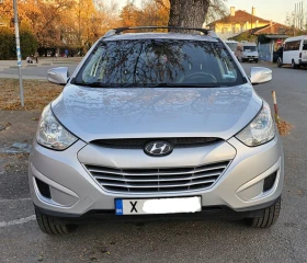 Hyundai Tucson 2400 куб. 180 к.с. Бензин газ камера борд автомат , снимка 1