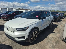 ������ Volvo XC40