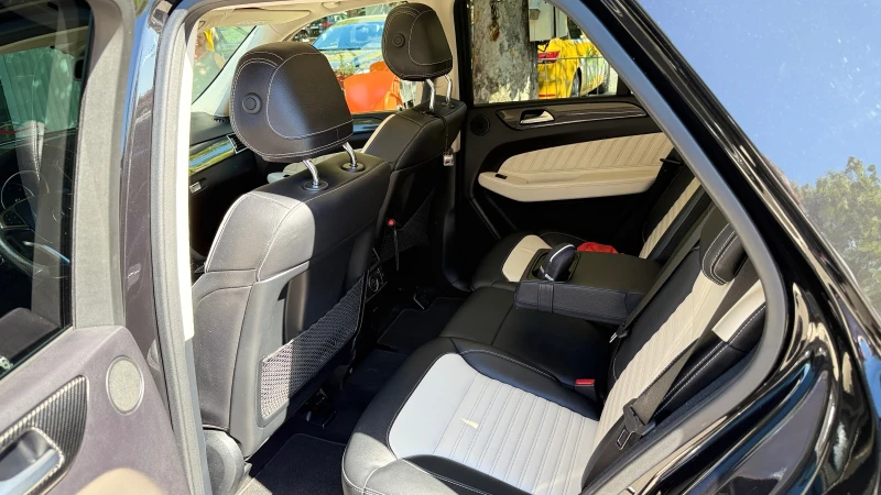 Mercedes-Benz GLE 350 AMG, снимка 15 - Автомобили и джипове - 52287965