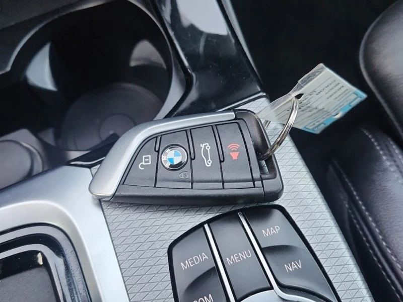 BMW X3 * XDRIVE30I * CARFAX * БЕЗ ПЪРВОНАЧАЛНА ВНОСКА, снимка 8 - Автомобили и джипове - 53024054