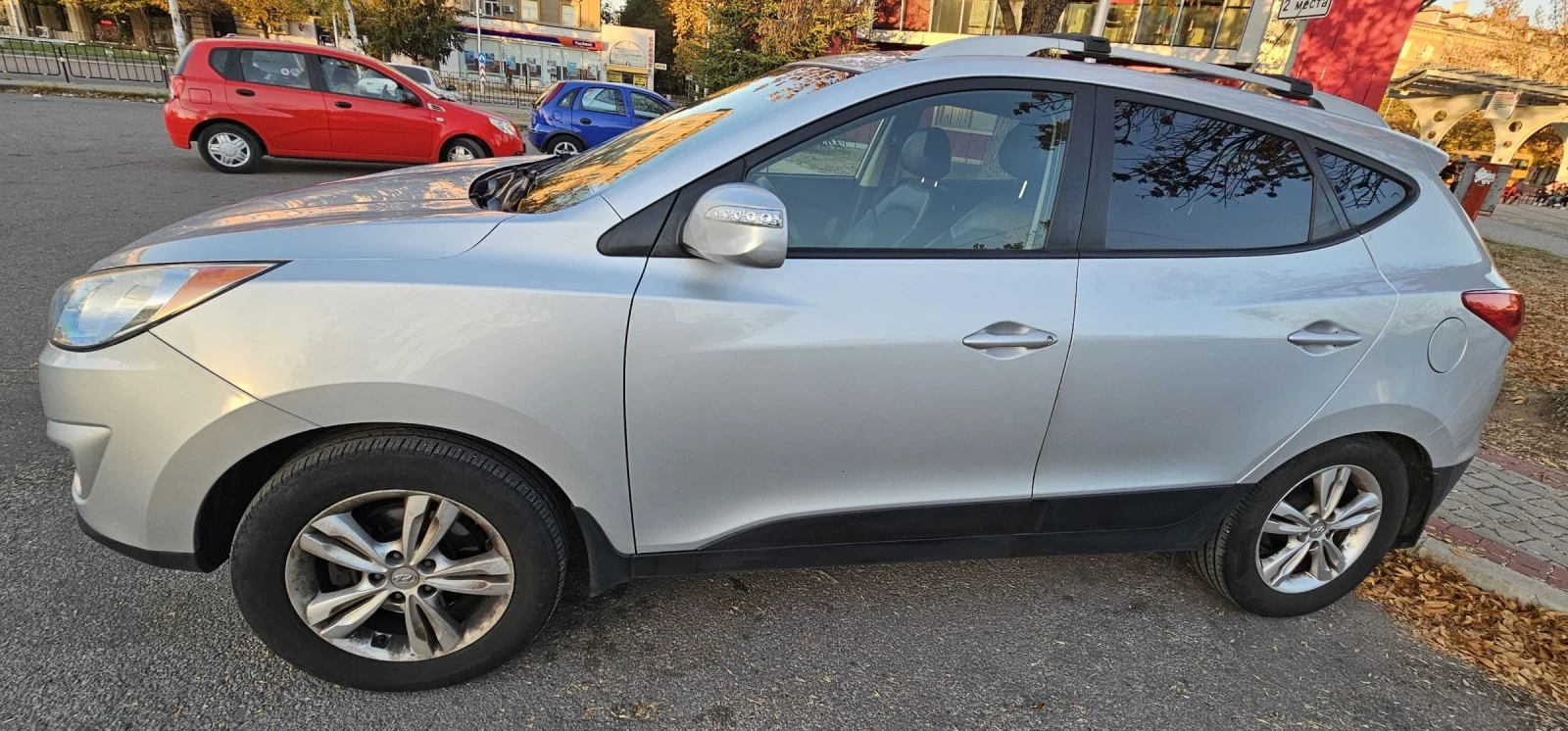 Hyundai Tucson 2400 куб. 180 к.с. Бензин газ камера борд автомат  - изображение 3