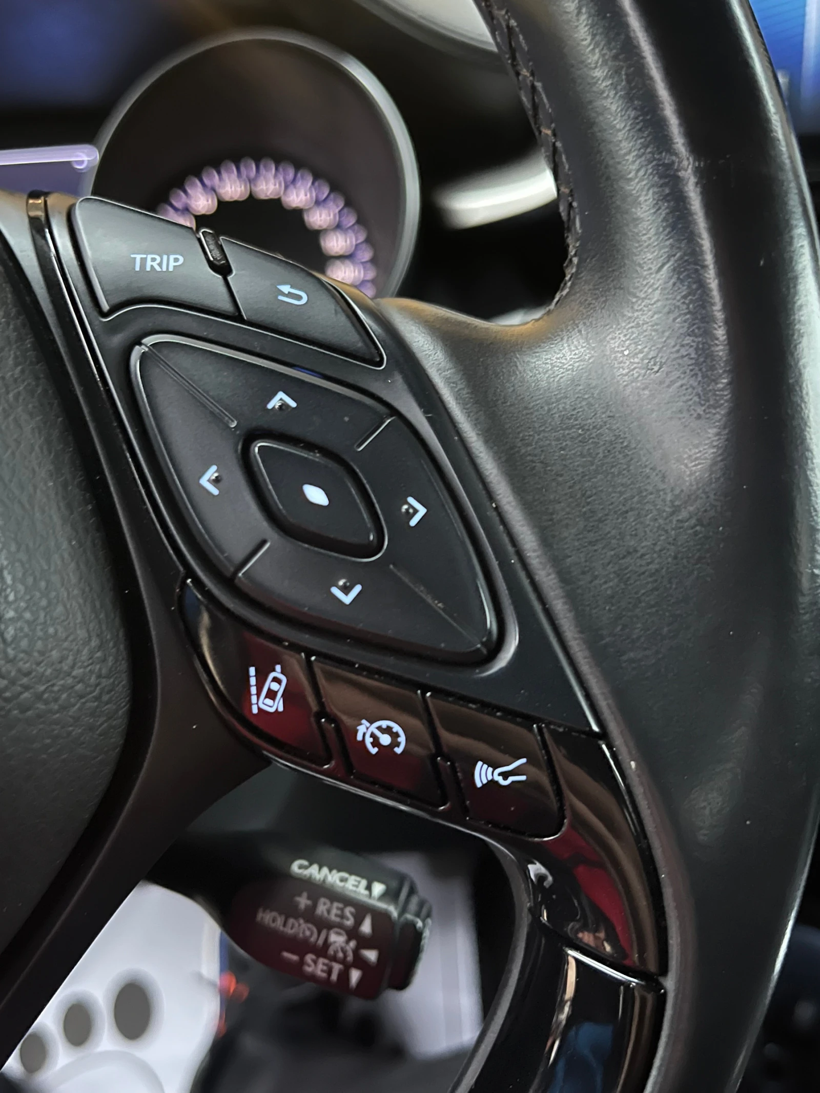 Toyota C-HR  1.8* HYBRID* Keyless go* Distronic* Evro 6 | Mobile.bg   12