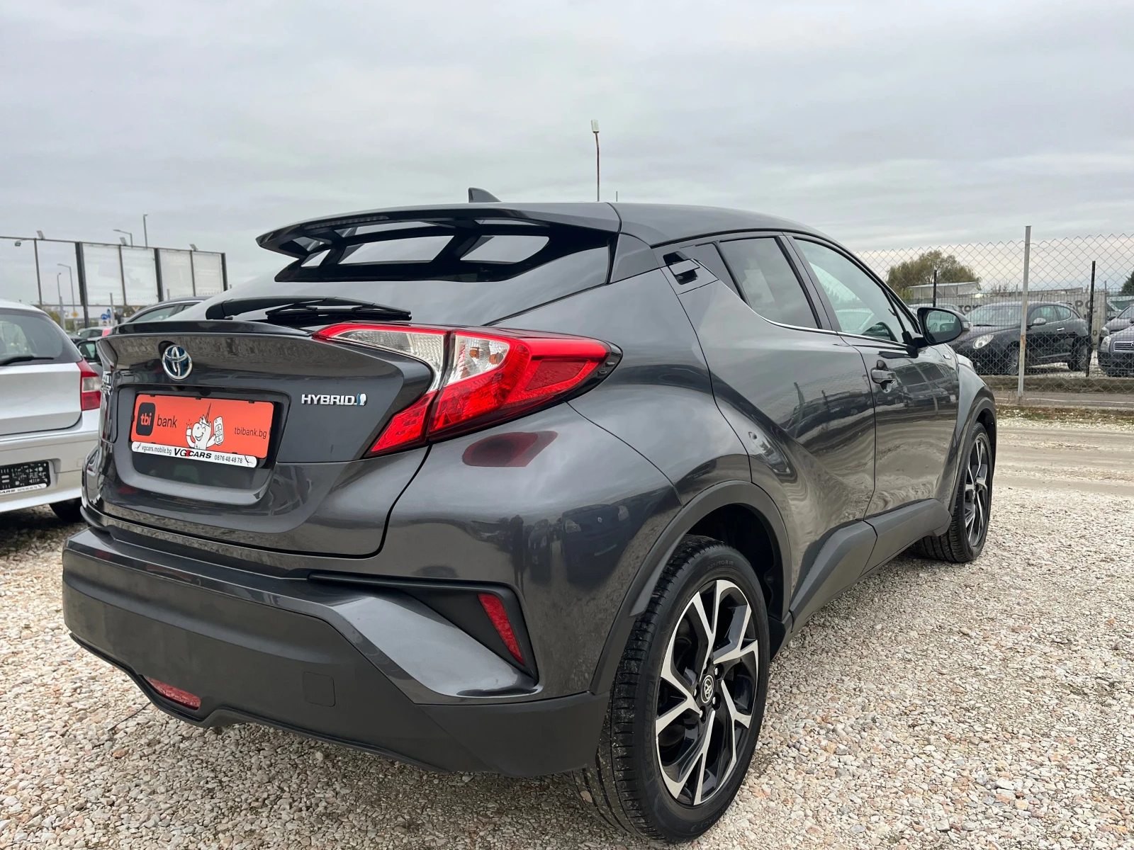 Toyota C-HR  1.8* HYBRID* Keyless go* Distronic* Evro 6 - изображение 7