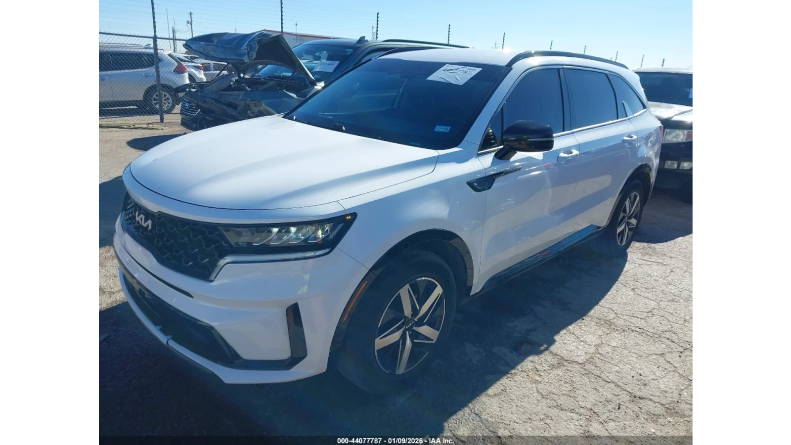 Kia Sorento * KEYLESS* КОЖА* ПОДГРЕВ* КАМЕРА* , снимка 2 - Автомобили и джипове - 53963408