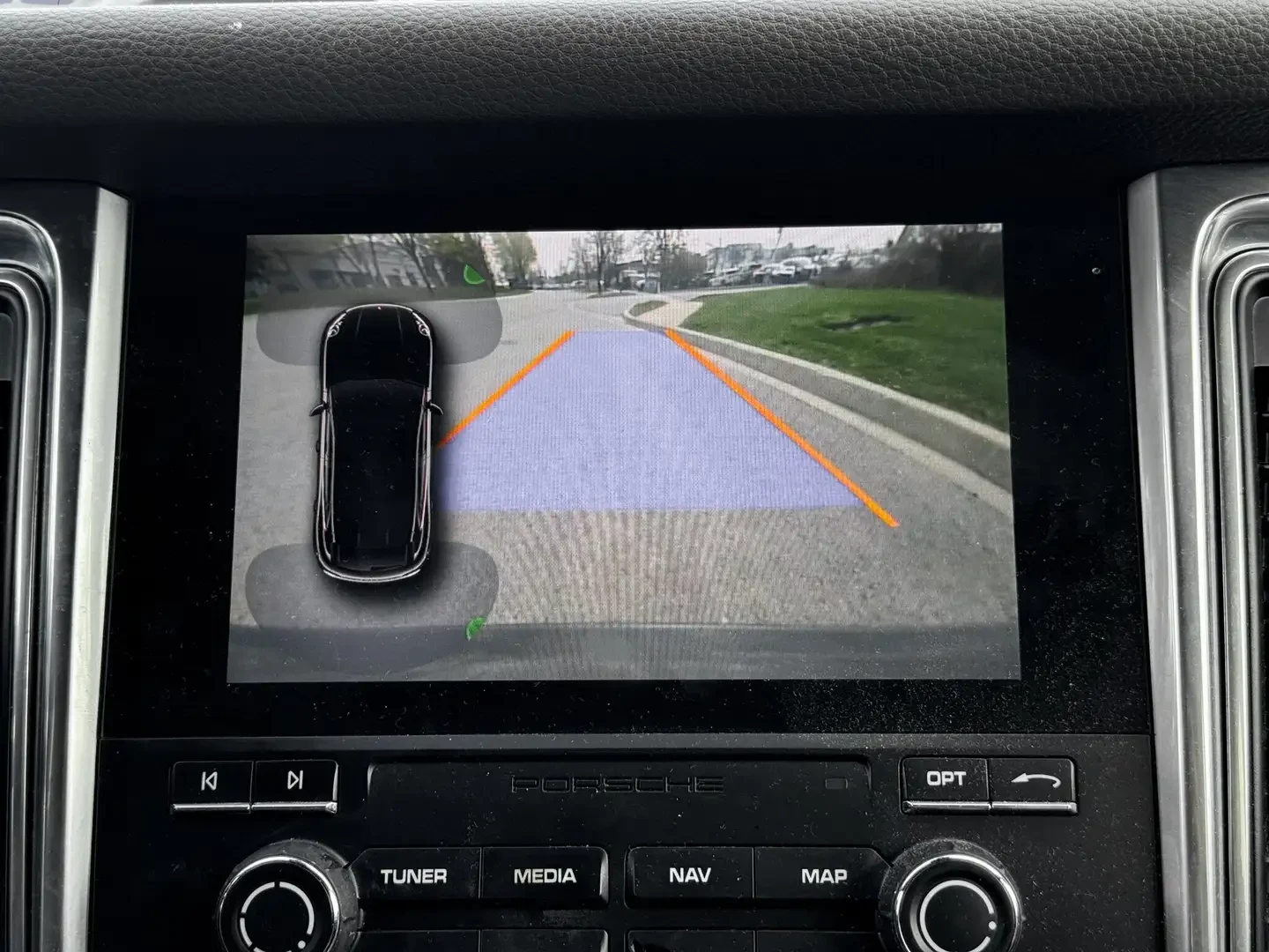 Porsche Macan S* PDK* PREMIUM* BOSE* ПОДГРЕВ* КАМЕРА* КЕЙЛЕС* , снимка 8 - Автомобили и джипове - 54946823