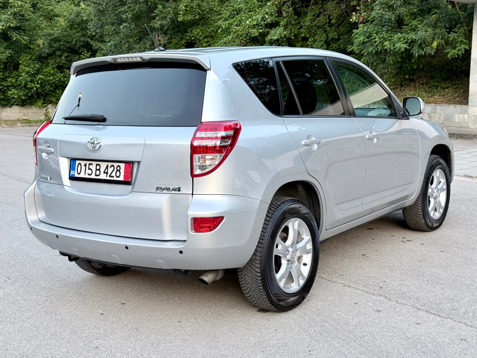 Toyota Rav4 2.2D-4D* 150k.c.CROSSOVER* Facelift* 4X4* Euro5B* , снимка 4 - Автомобили и джипове - 55139007