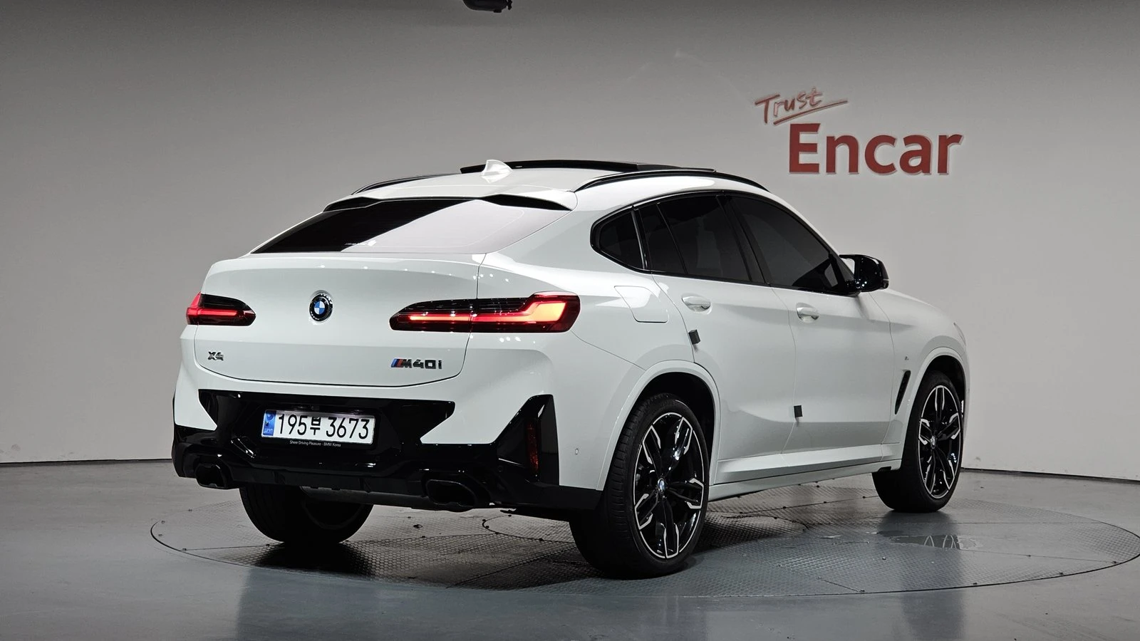 BMW X4 M40i НАЛИЧНА КРАЙНА ЦЕНА, снимка 2 - Автомобили и джипове - 55236692