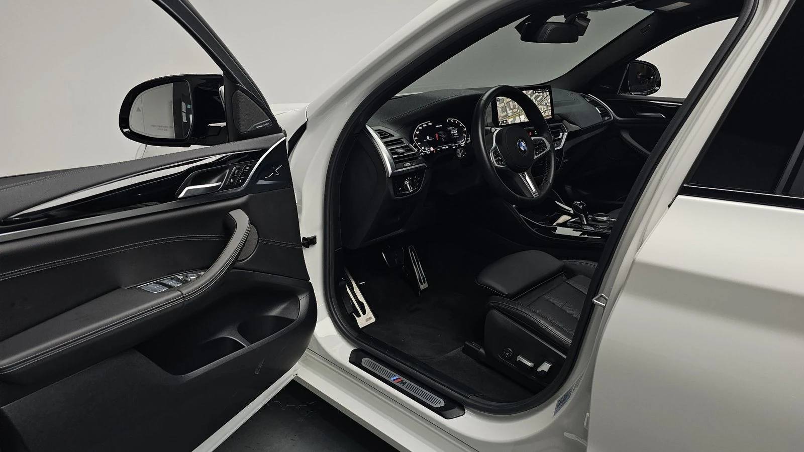BMW X4 M40i НАЛИЧНА КРАЙНА ЦЕНА, снимка 10 - Автомобили и джипове - 55236692