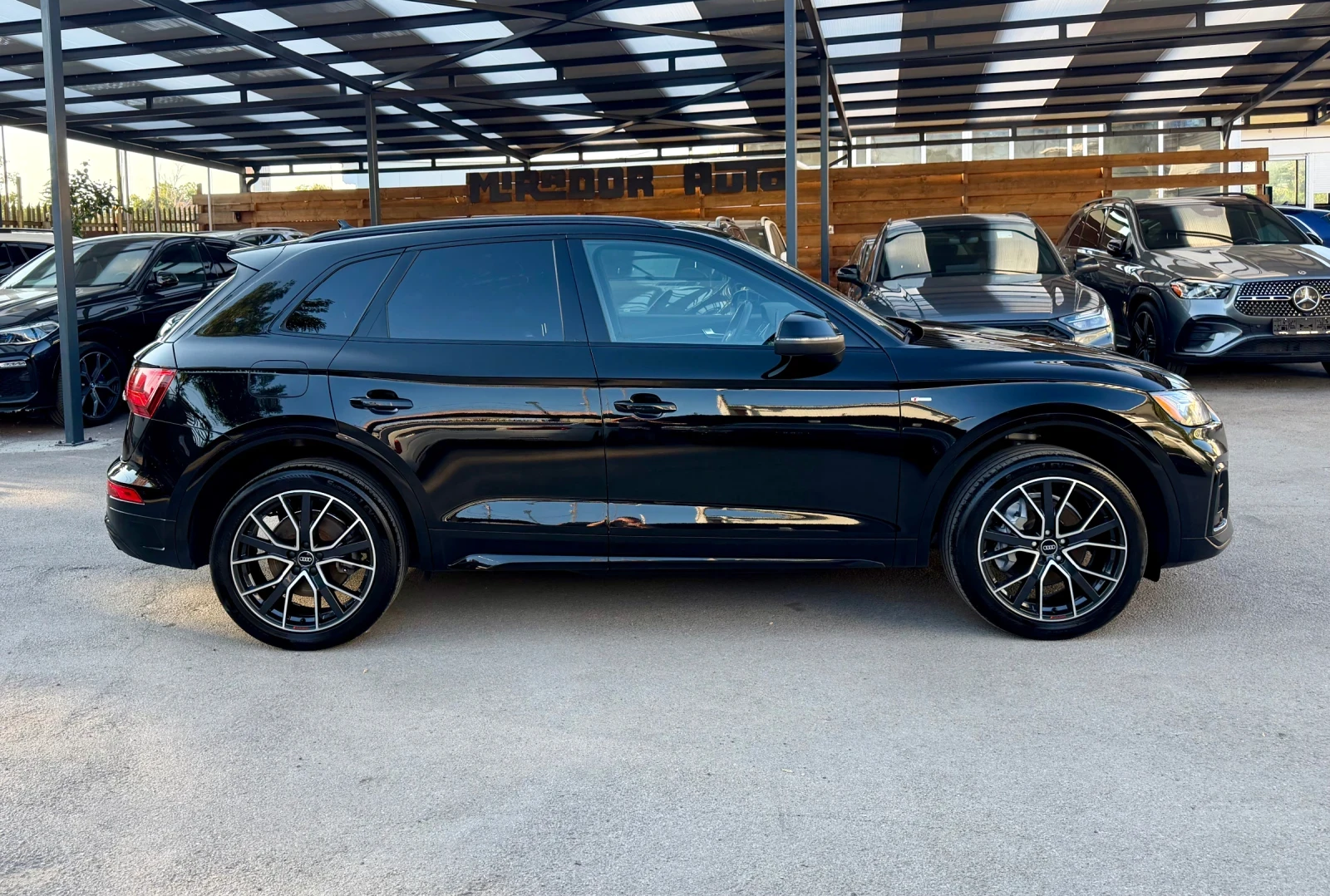 Audi Q5 S-line Quattro , снимка 6 - Автомобили и джипове - 55631881