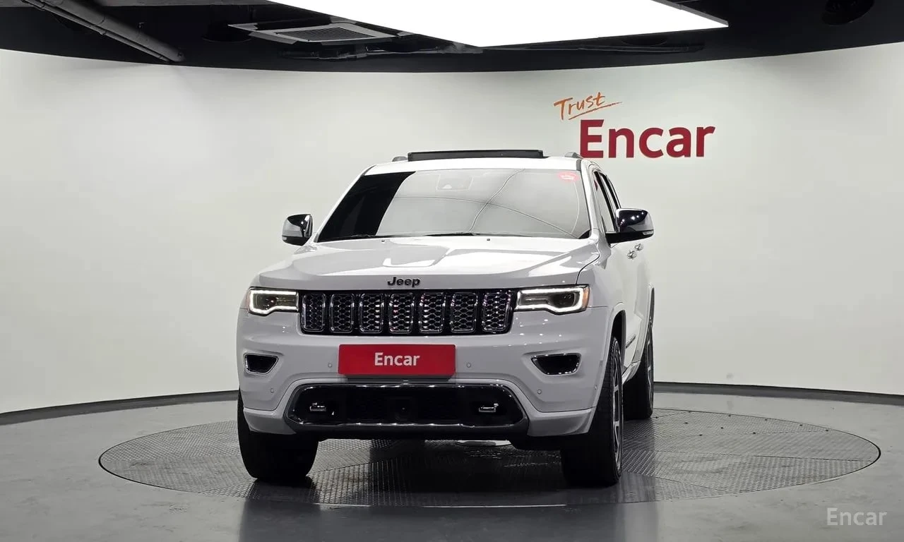 Jeep Cherokee * 3.6 Overland * ФИНАНСИРАНЕ, снимка 3 - Автомобили и джипове - 56134683