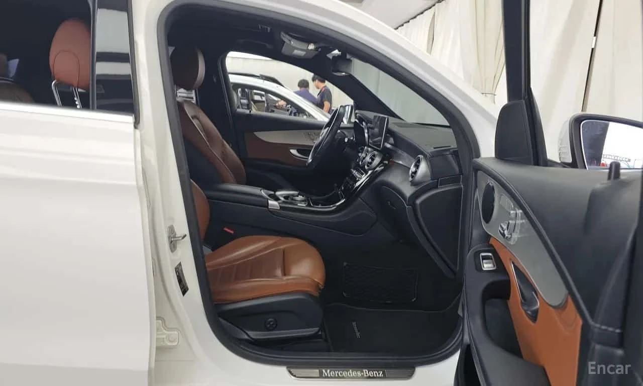 Mercedes-Benz GLC 220 d 4MATIC Premium Coupe * 360 ������ * ���� �� �� * | Mobile.bg � ����������� 11