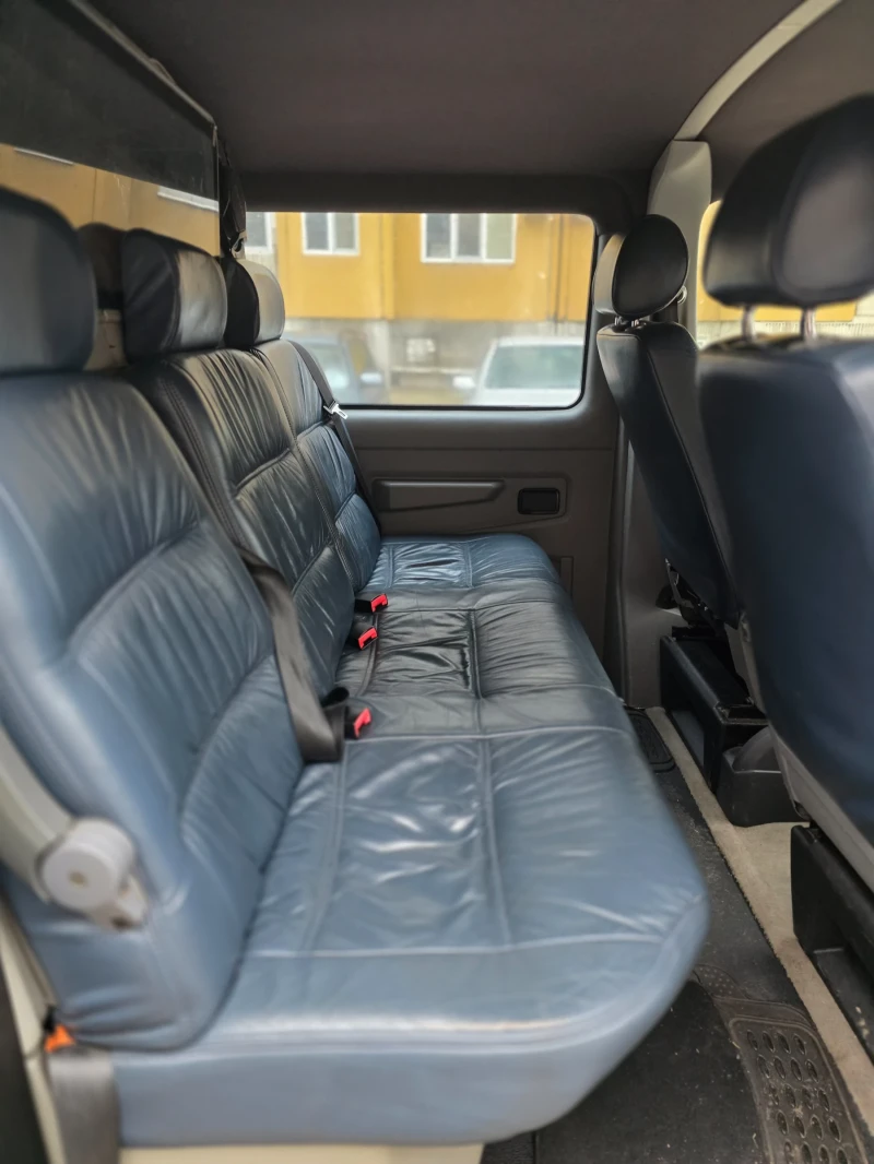 VW Caravelle, снимка 6 - Бусове и автобуси - 53488758