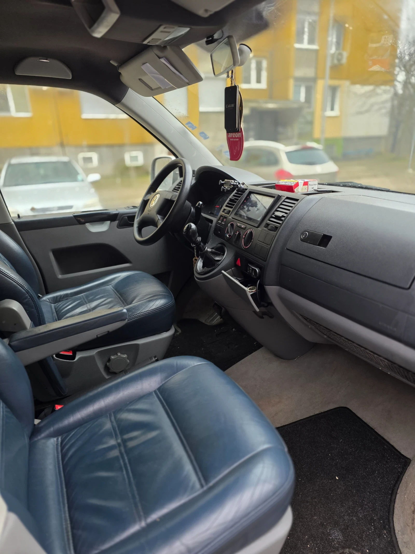 VW Caravelle  - изображение 5