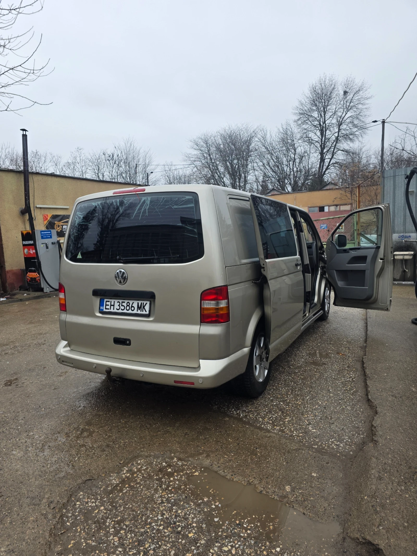 VW Caravelle  - изображение 2