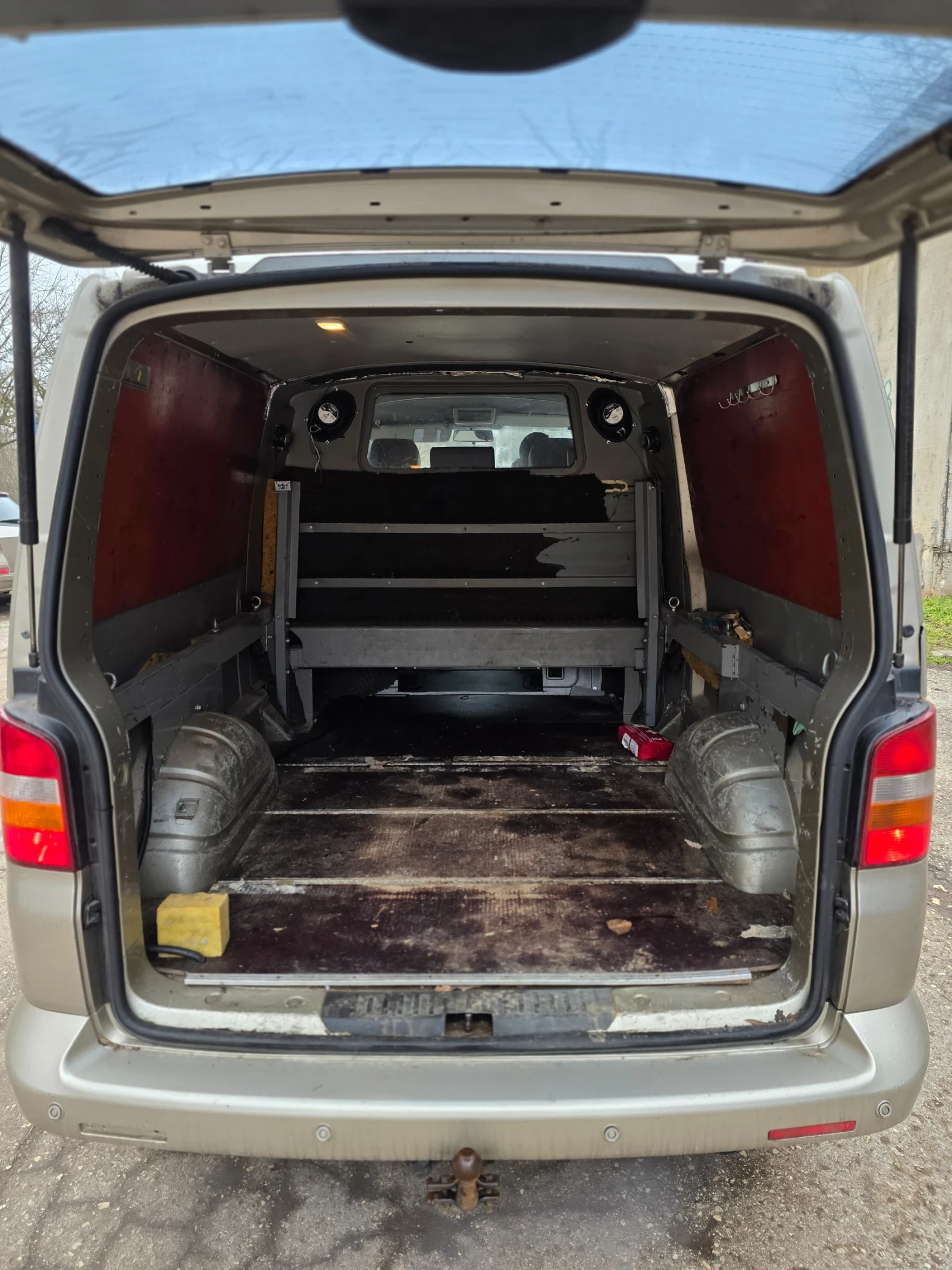 VW Caravelle  - изображение 7