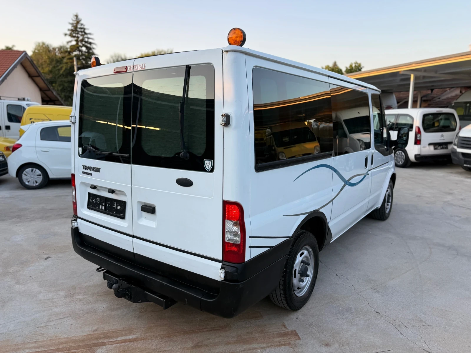 Ford Transit 2.2TDCI 9 МЕСТА КЛИМАТИК ЛИЗИНГ, снимка 7 - Бусове и автобуси - 54819071