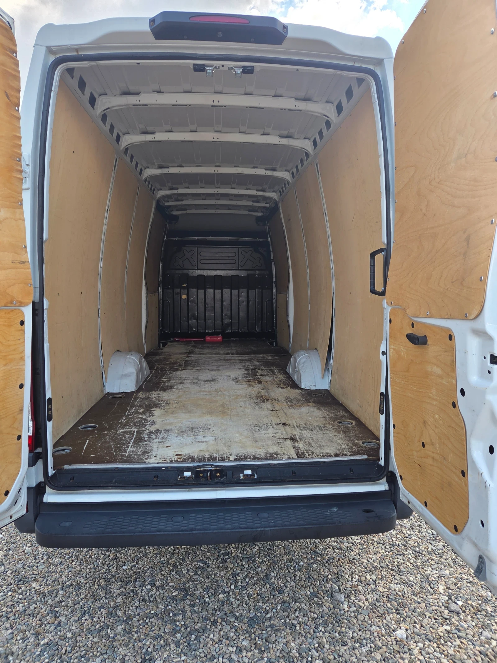 Iveco 35s16 Iveko Deily 3516 ����������� ��L | Mobile.bg � ����������� 10