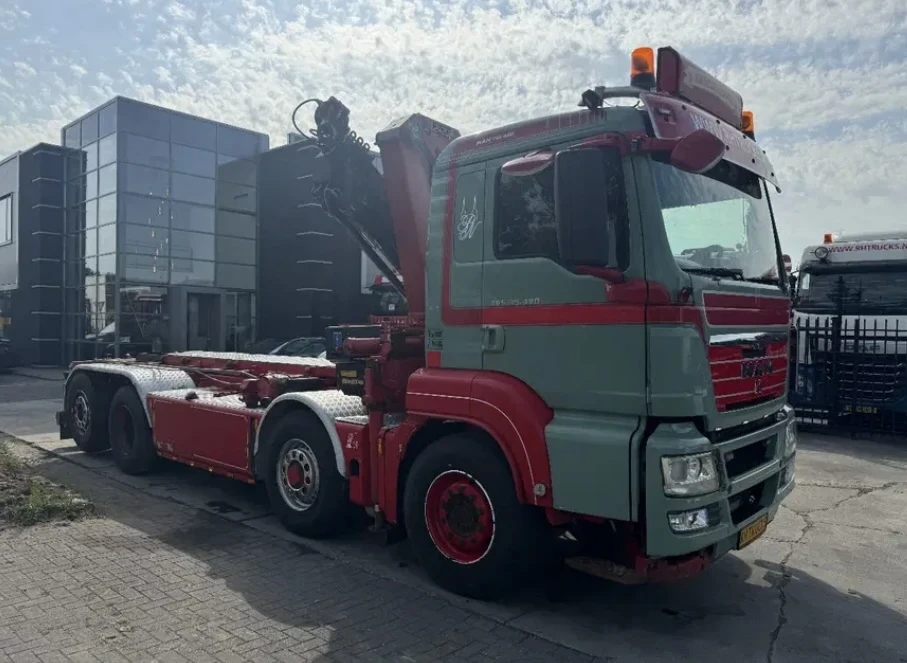 Man Tgs 35.480 8x4 КРАН HMF 2420 K5 - изображение 3