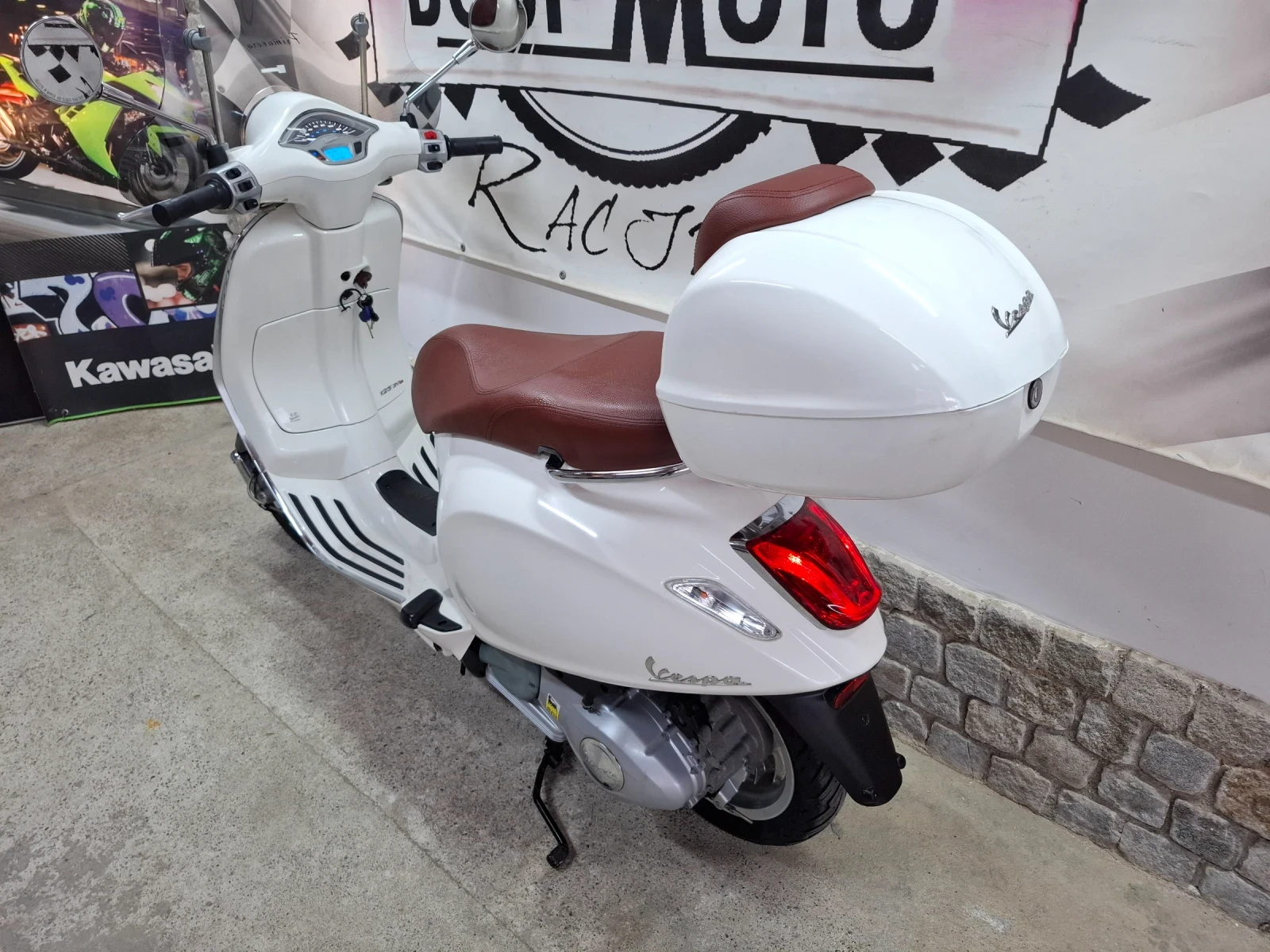 Vespa Primavera 125ie * * * , снимка 8 - Мотоциклети и мототехника - 54094557