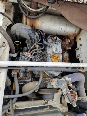 Трактор Kubota Двигатели , снимка 6