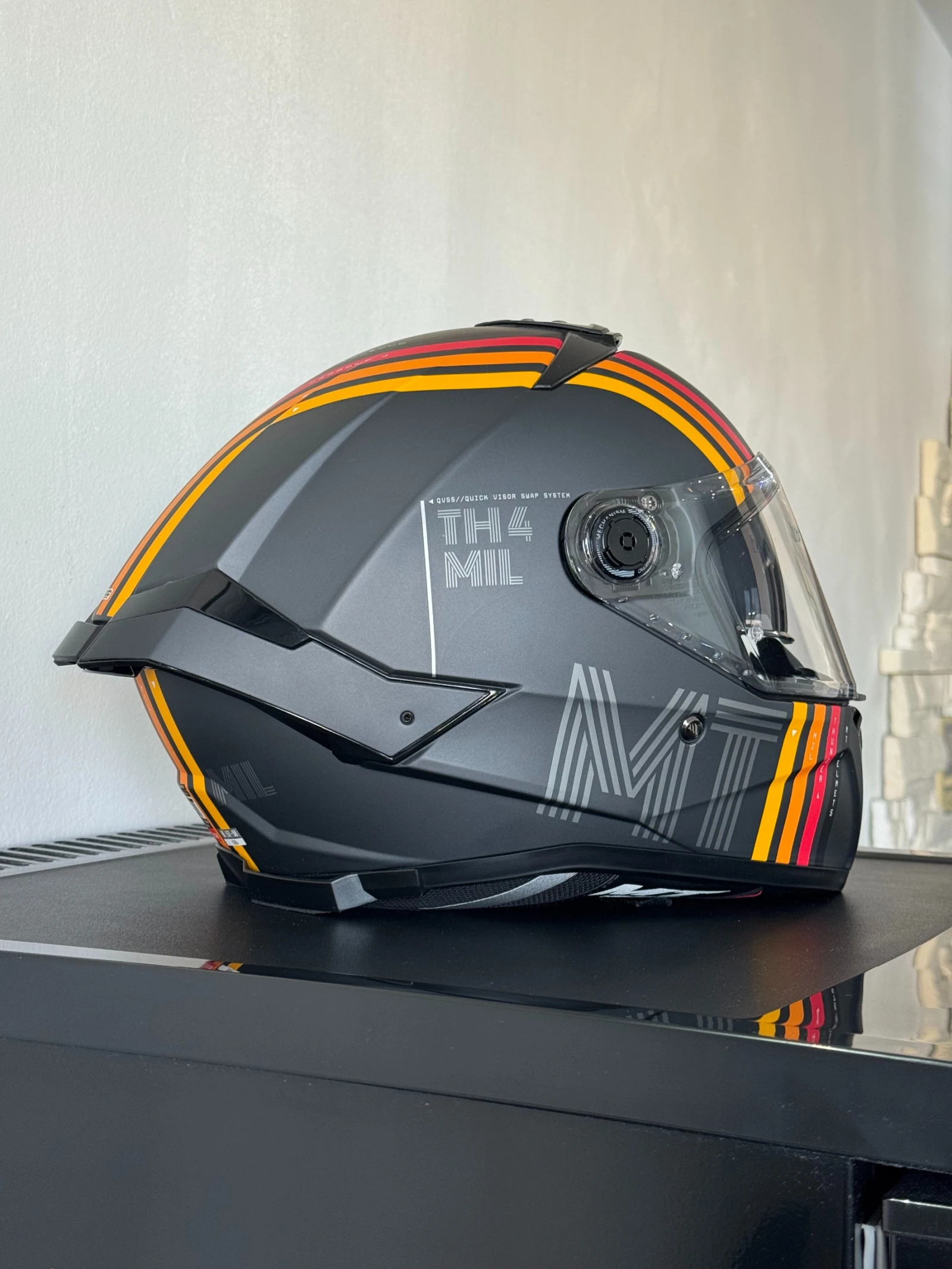   MT THUNDER 4 SV MIL  M (57-58) | Mobile.bg   1