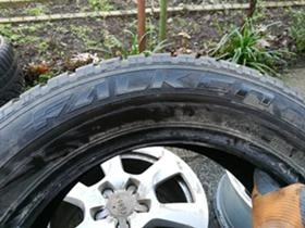 Гуми Зимни 235/60R18, снимка 4