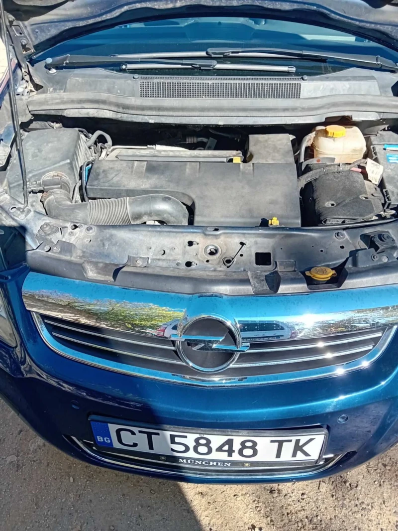 Opel Zafira Нов внос Германия , снимка 10 - Автомобили и джипове - 47792409