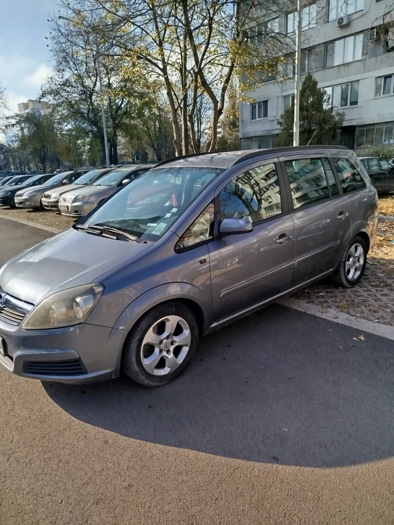 Opel Zafira, снимка 1 - Автомобили и джипове - 47998086