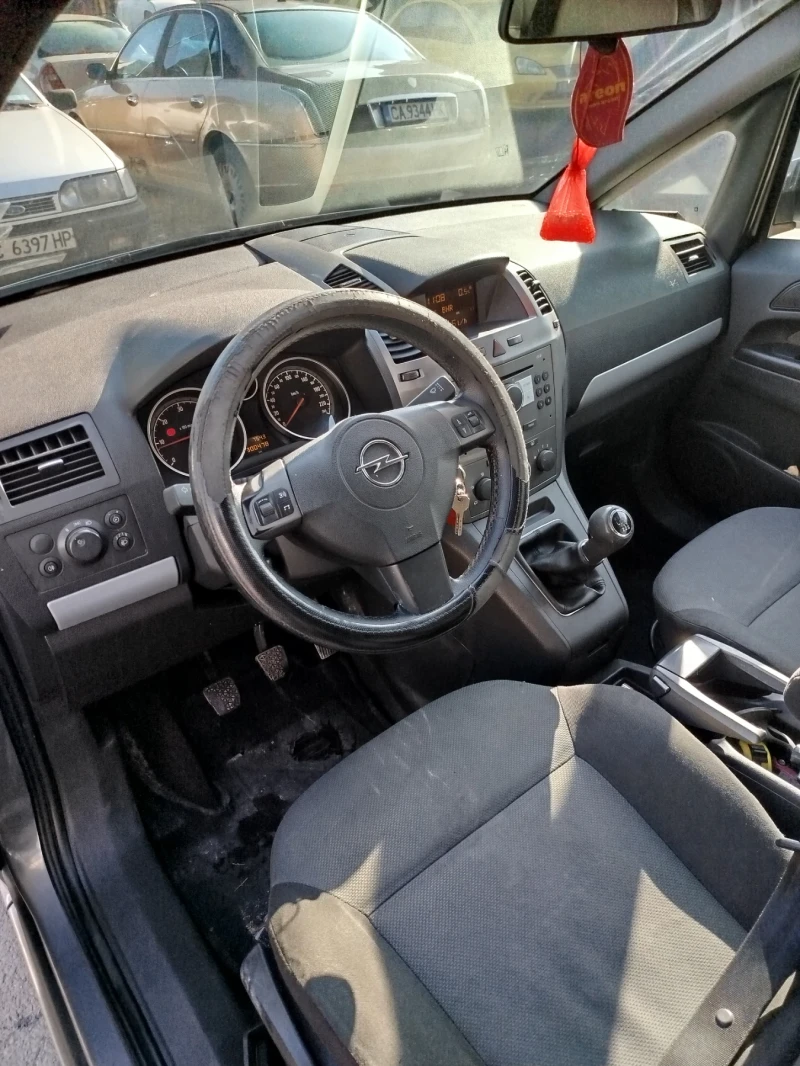 Opel Zafira, снимка 5 - Автомобили и джипове - 47998086