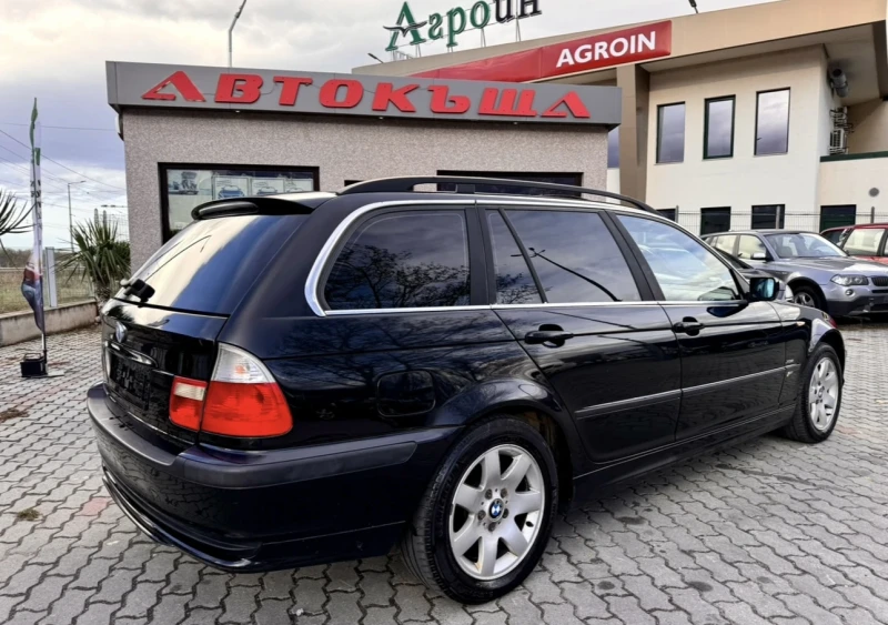 BMW 325 Xi / 4x4, снимка 5 - Автомобили и джипове - 48070236