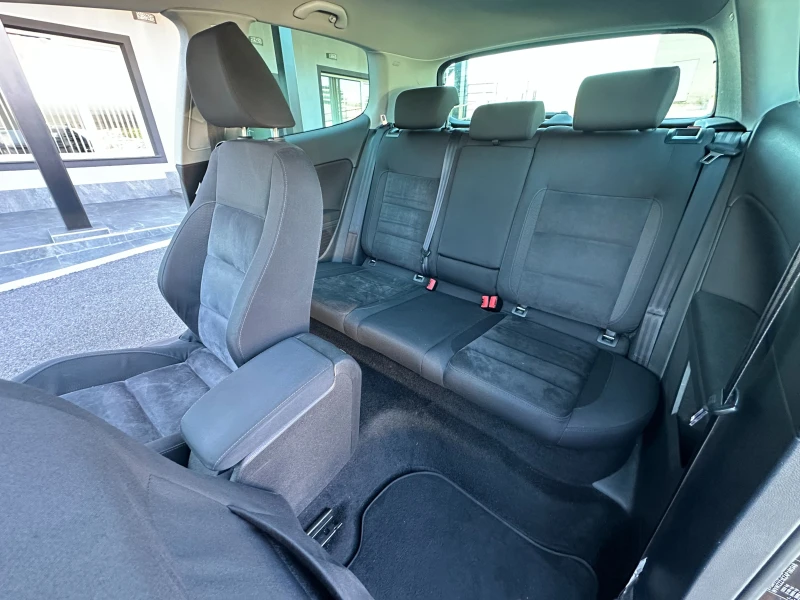 VW Golf 1.4 LPG НОВ ВНОС, снимка 11 - Автомобили и джипове - 51579789