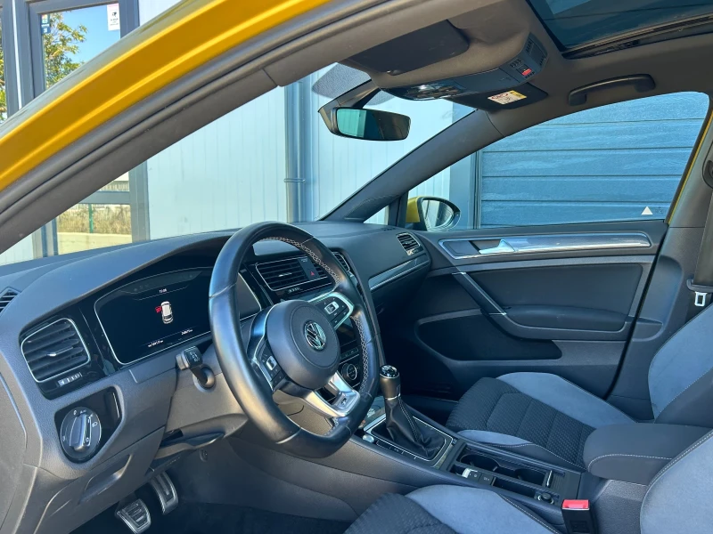 VW Golf 1.5 TSI 2019 R-Line Panorama, снимка 10 - Автомобили и джипове - 51812623