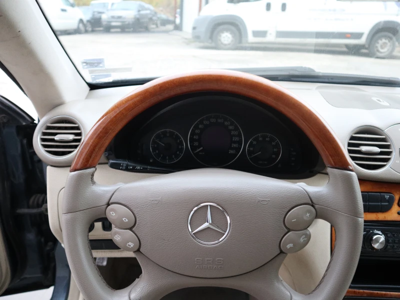 Mercedes-Benz CLK 200 Kompressor, снимка 9 - Автомобили и джипове - 52676752