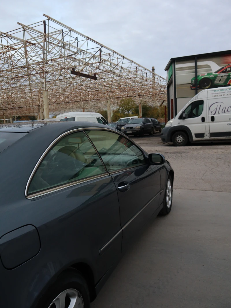 Mercedes-Benz CLK 200 Kompressor, снимка 4 - Автомобили и джипове - 52676752