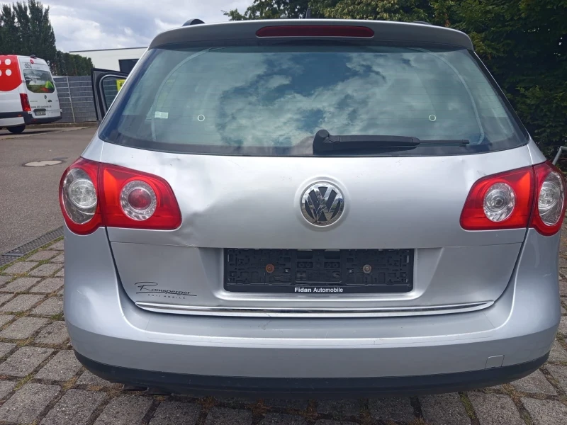 VW Passat, снимка 4 - Автомобили и джипове - 52368194